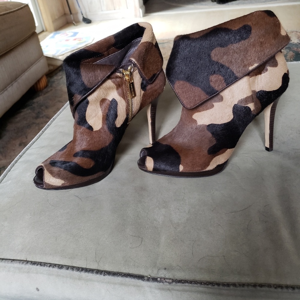 Leather booties
